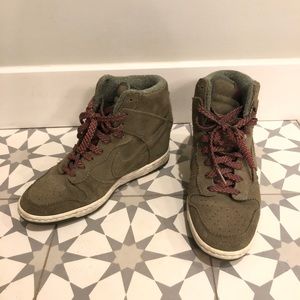 Nike Dunk Sky High Sneakers sz 8.5